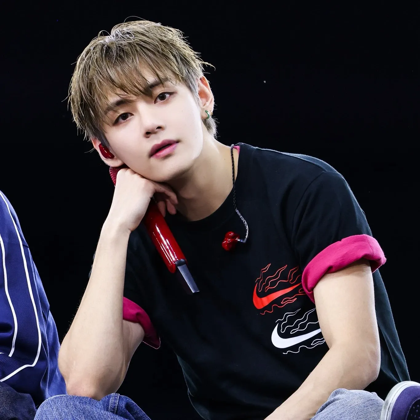 V (BTS)の最新写真