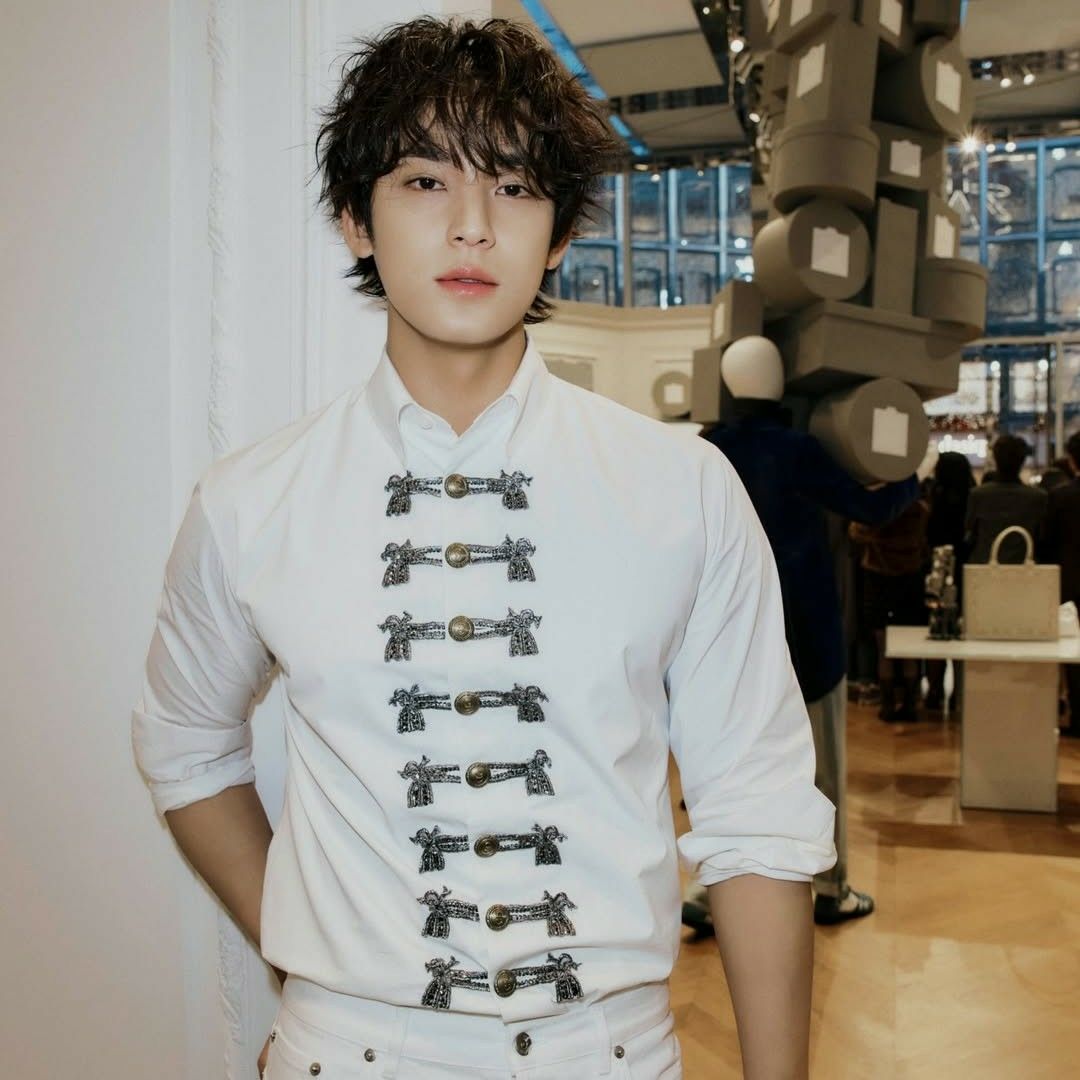 Latest photo of Mingyu (SEVENTEEN)