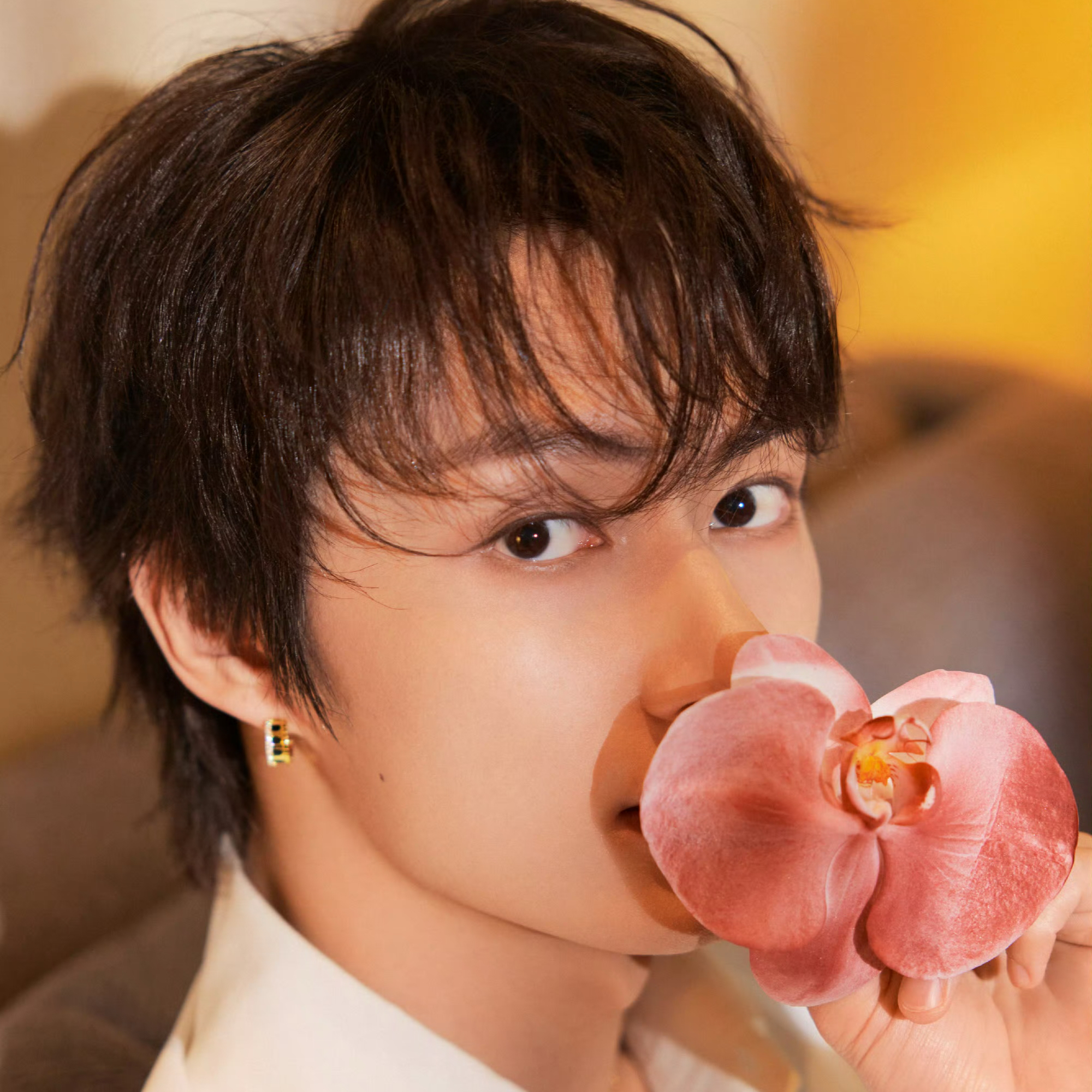 Recent activity shot of Jun (SEVENTEEN)