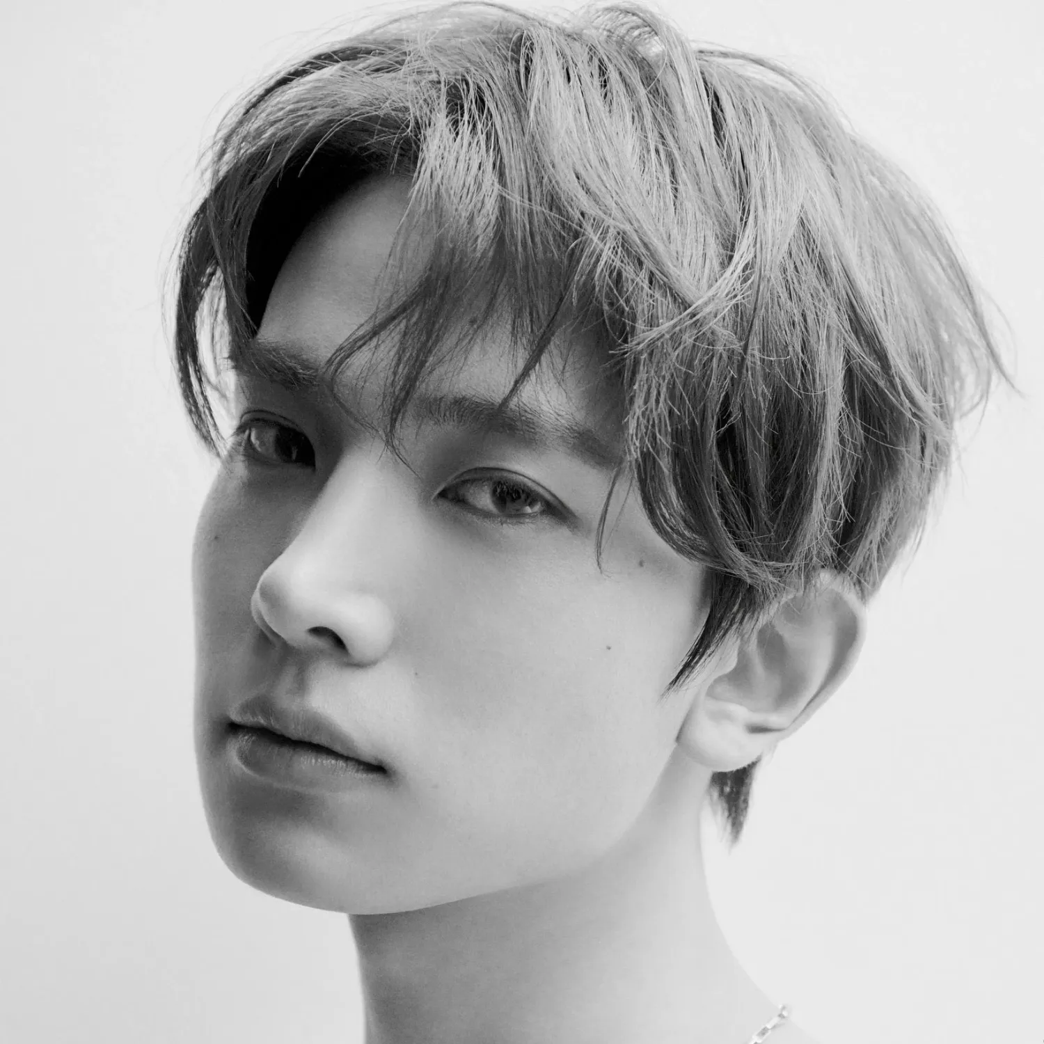 Behind-the-scenes cut of Heeseung