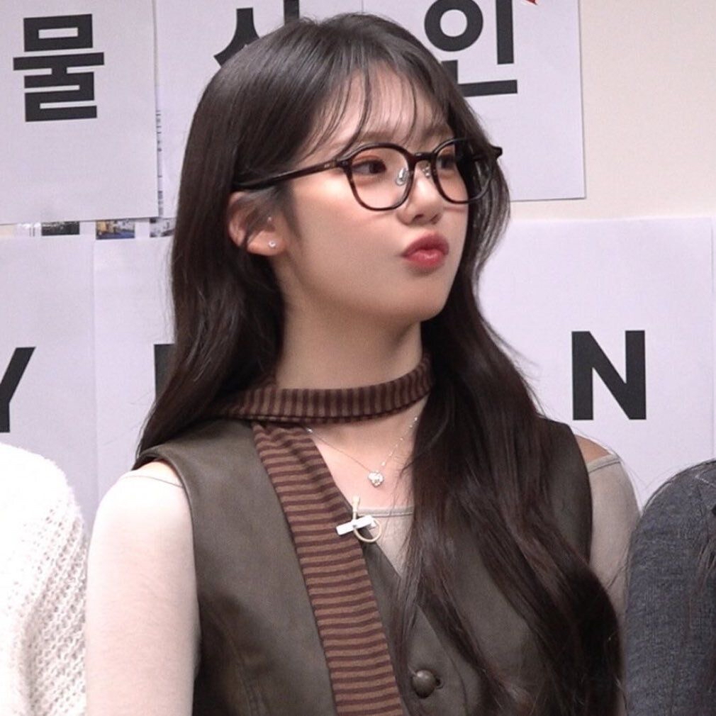 Recent activity shot of Rora (BABYMONSTER)