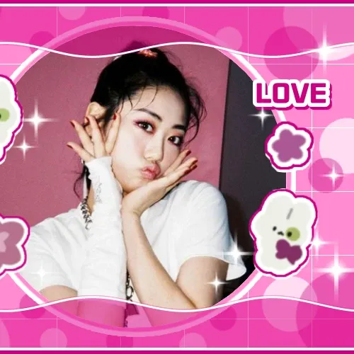 A moment captured by Lua's fan