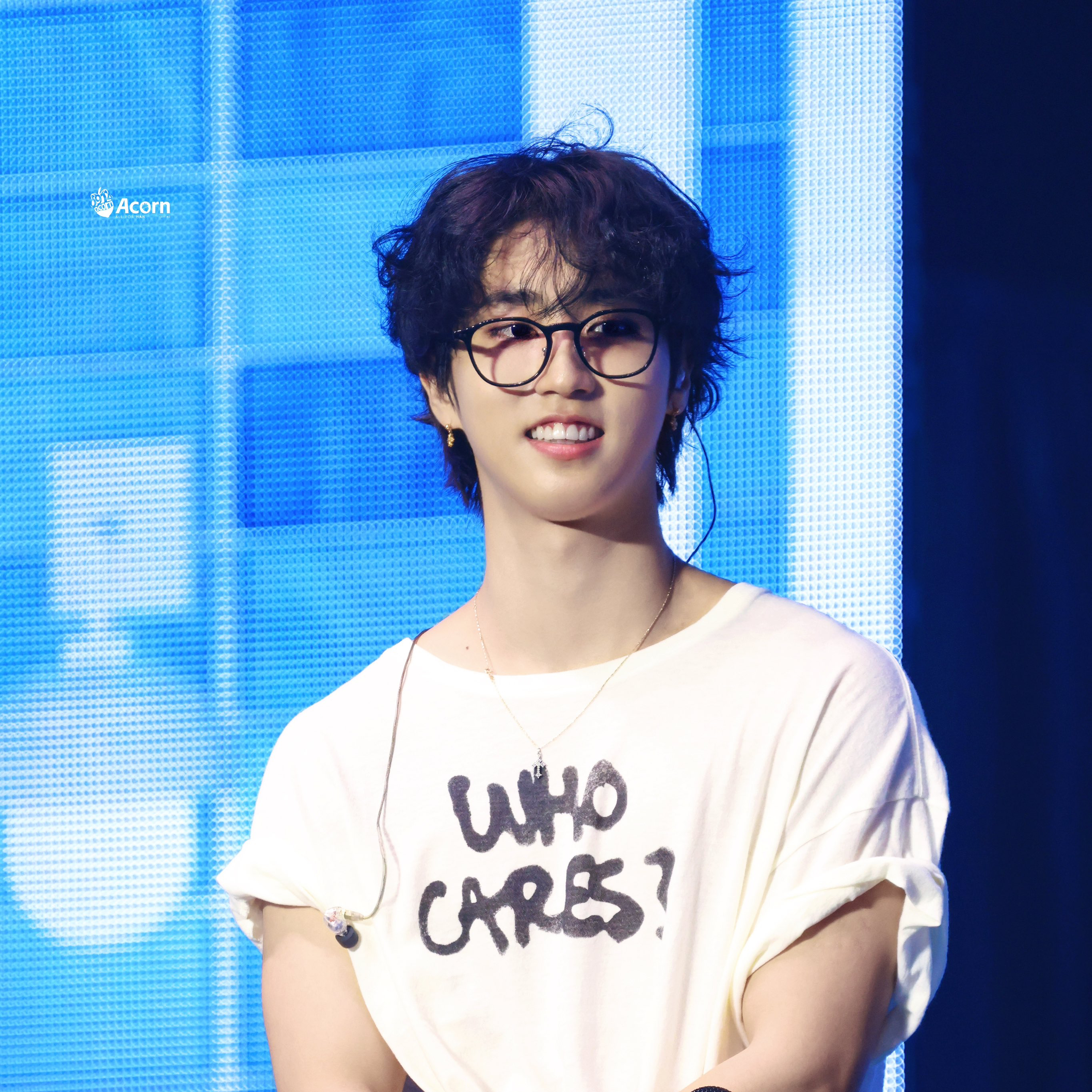 Latest photo of HAN (Stray Kids)