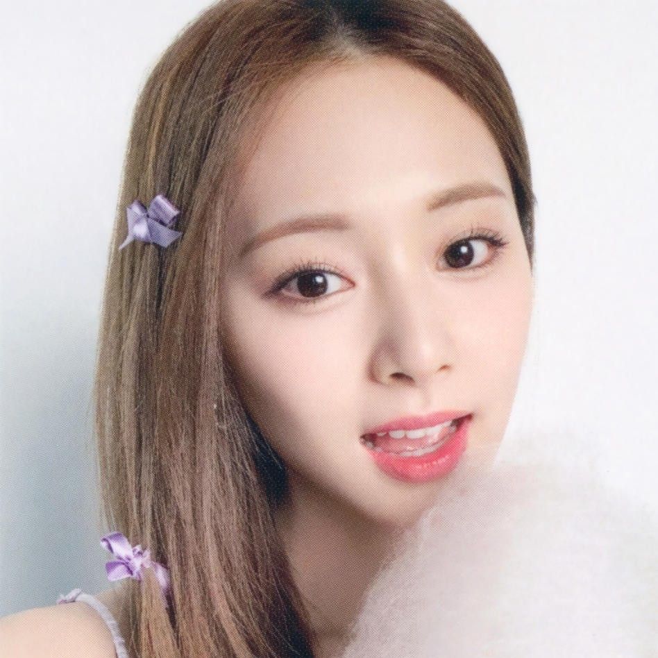 쯔위 (TWICE)의 비하인드 컷