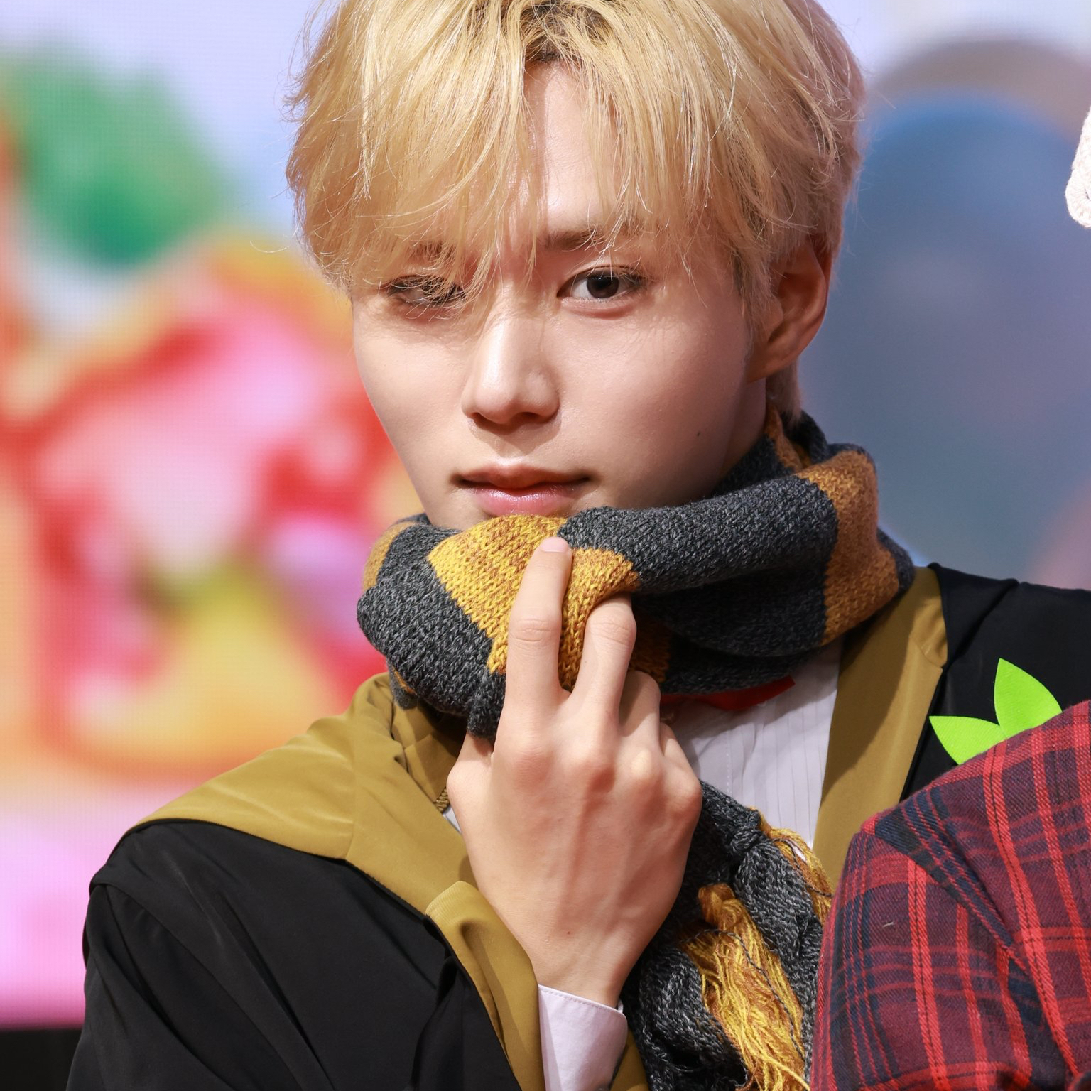 Behind-the-scenes cut of Kim Junseo (ALPHA DRIVE ONE)
