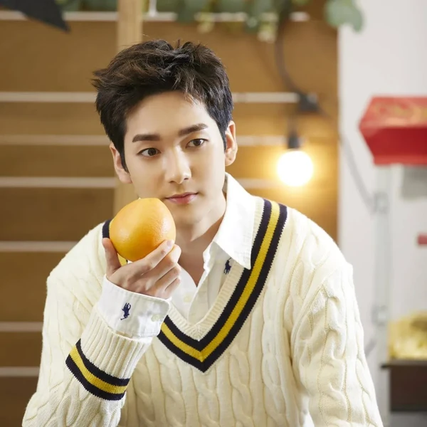 Popular profile image of Aron selected by votes