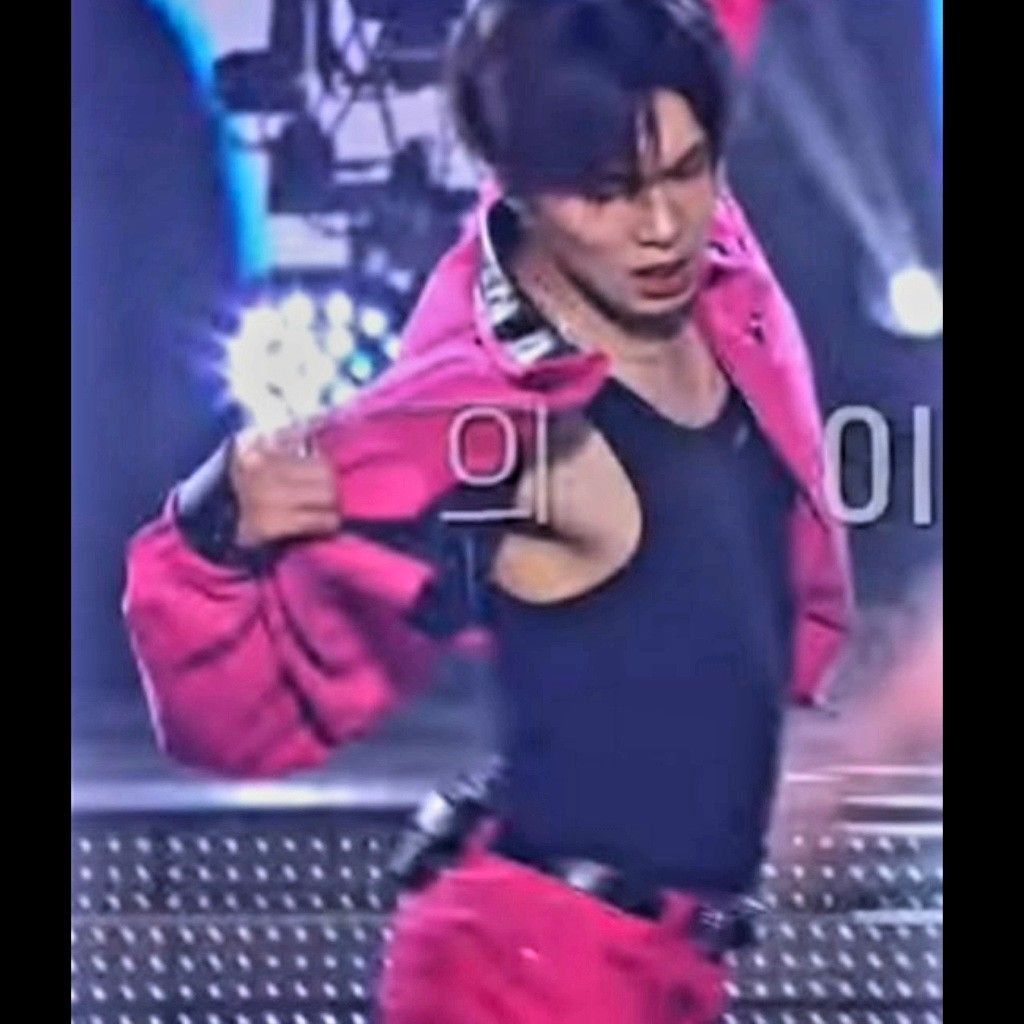 A moment captured by Rocky's fan