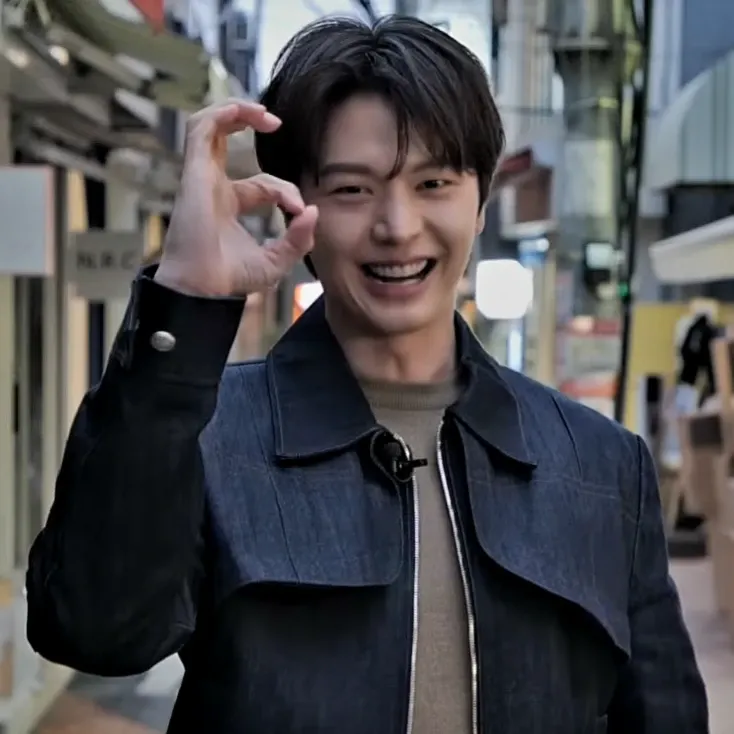 Behind-the-scenes cut of Yook Sungjae (BTOB)
