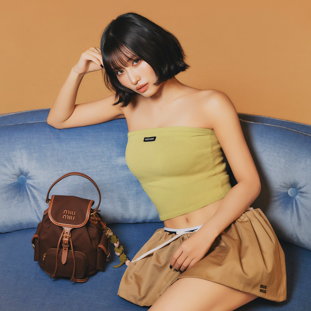 모모 (TWICE)의 비하인드 컷