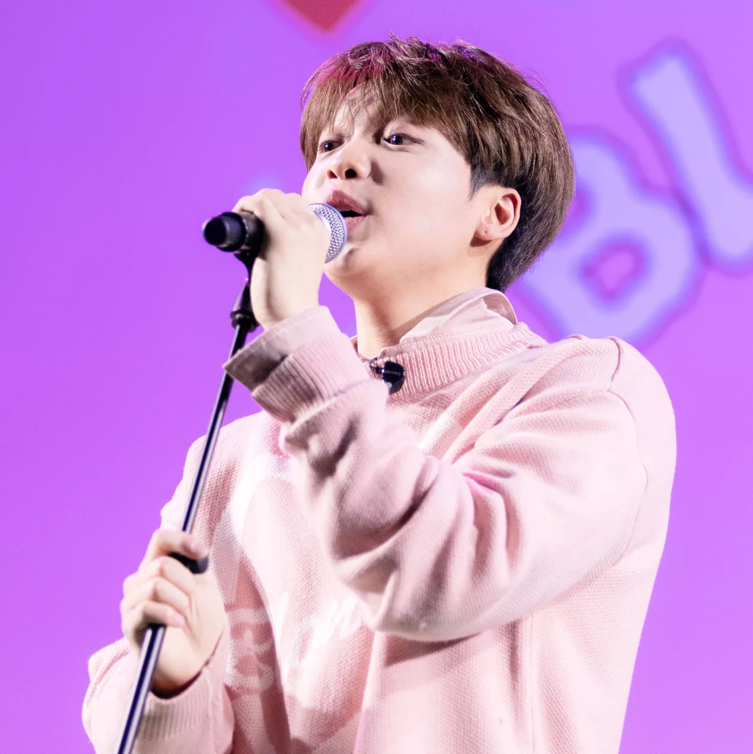 Behind-the-scenes cut of Jeong Sewoon