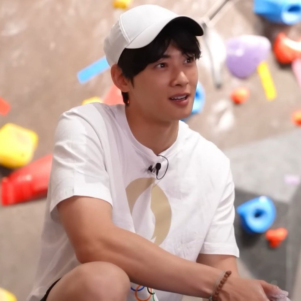 Recent activity shot of Eunwoo (ASTRO)