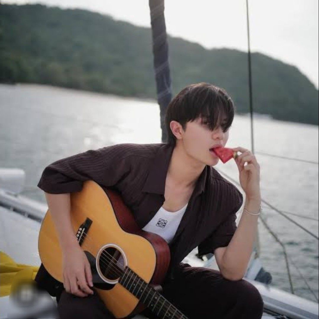 Behind-the-scenes cut of William (LYKN)