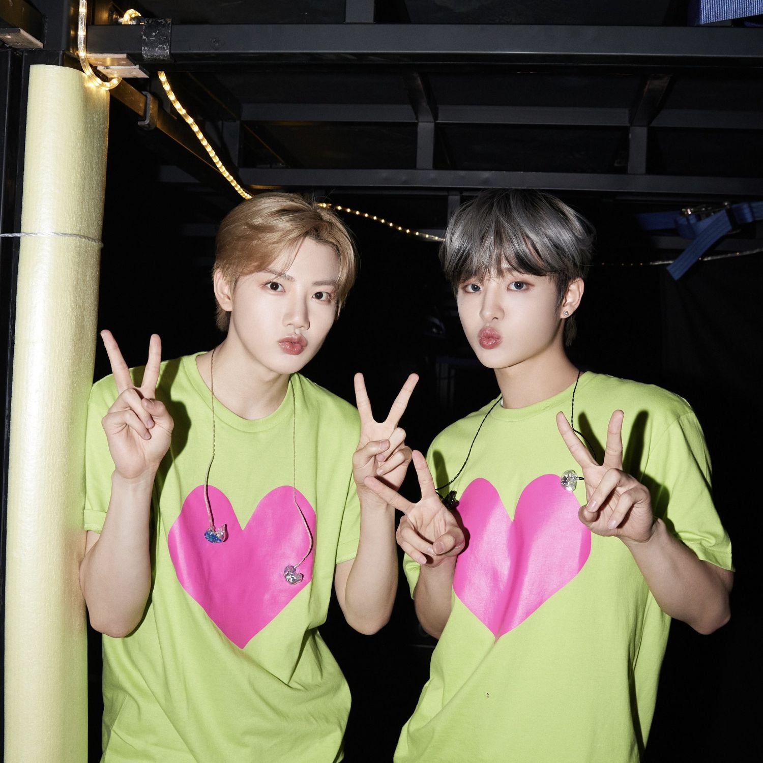 Momen yang diabadikan oleh penggemar TREASURE