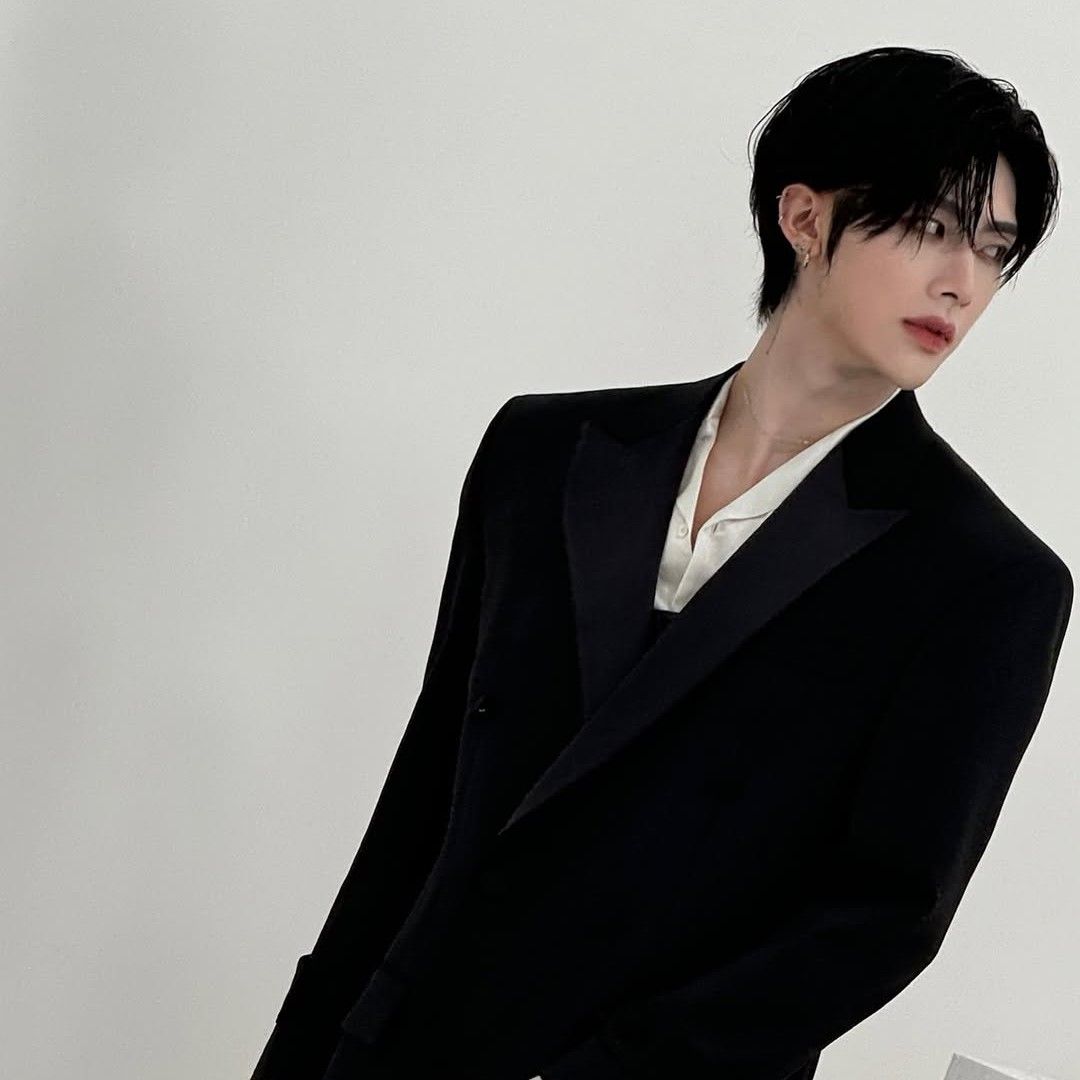 Recent activity shot of Ricky (ZEROBASEONE)