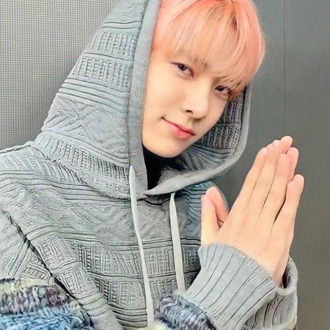 ヒスンの舞台裏ショット