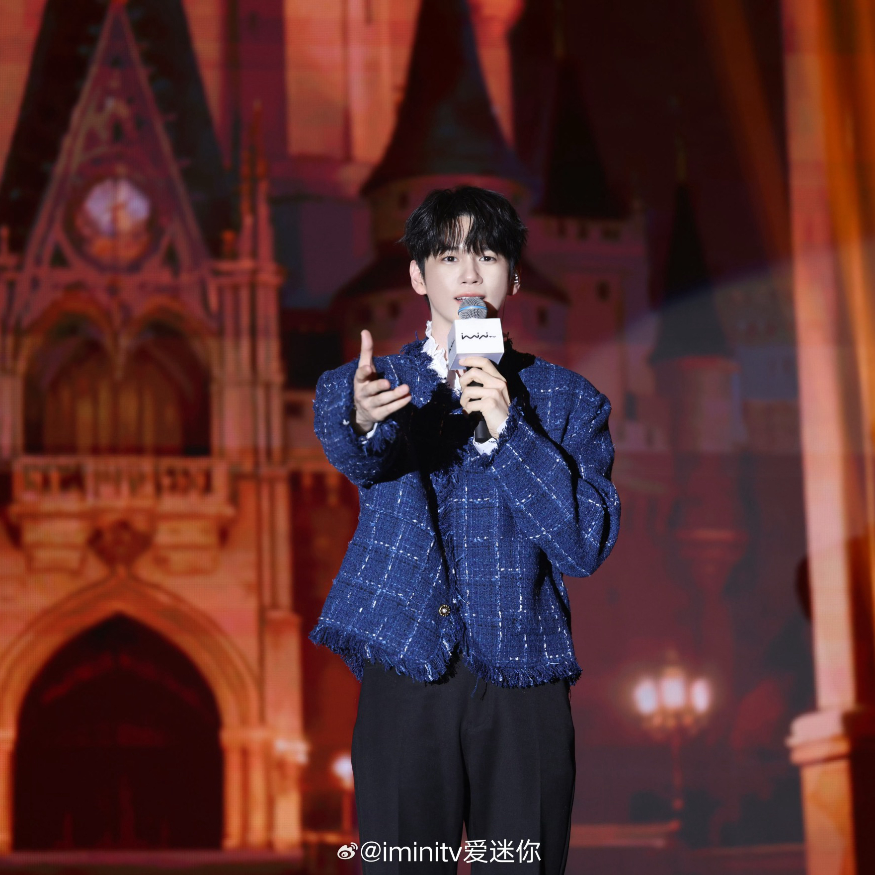 옹성우 최근 활동샷