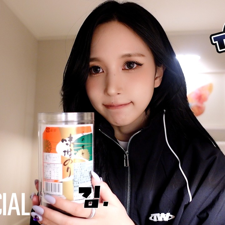 TWICEの最近の活動写真