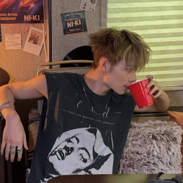 Potret di balik layar NI-KI (ENHYPEN)