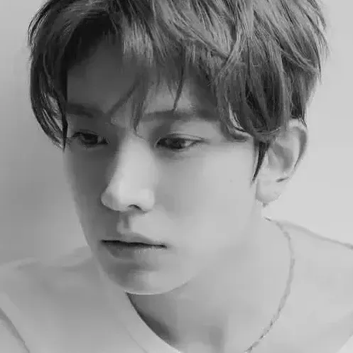 에반 최근 활동샷