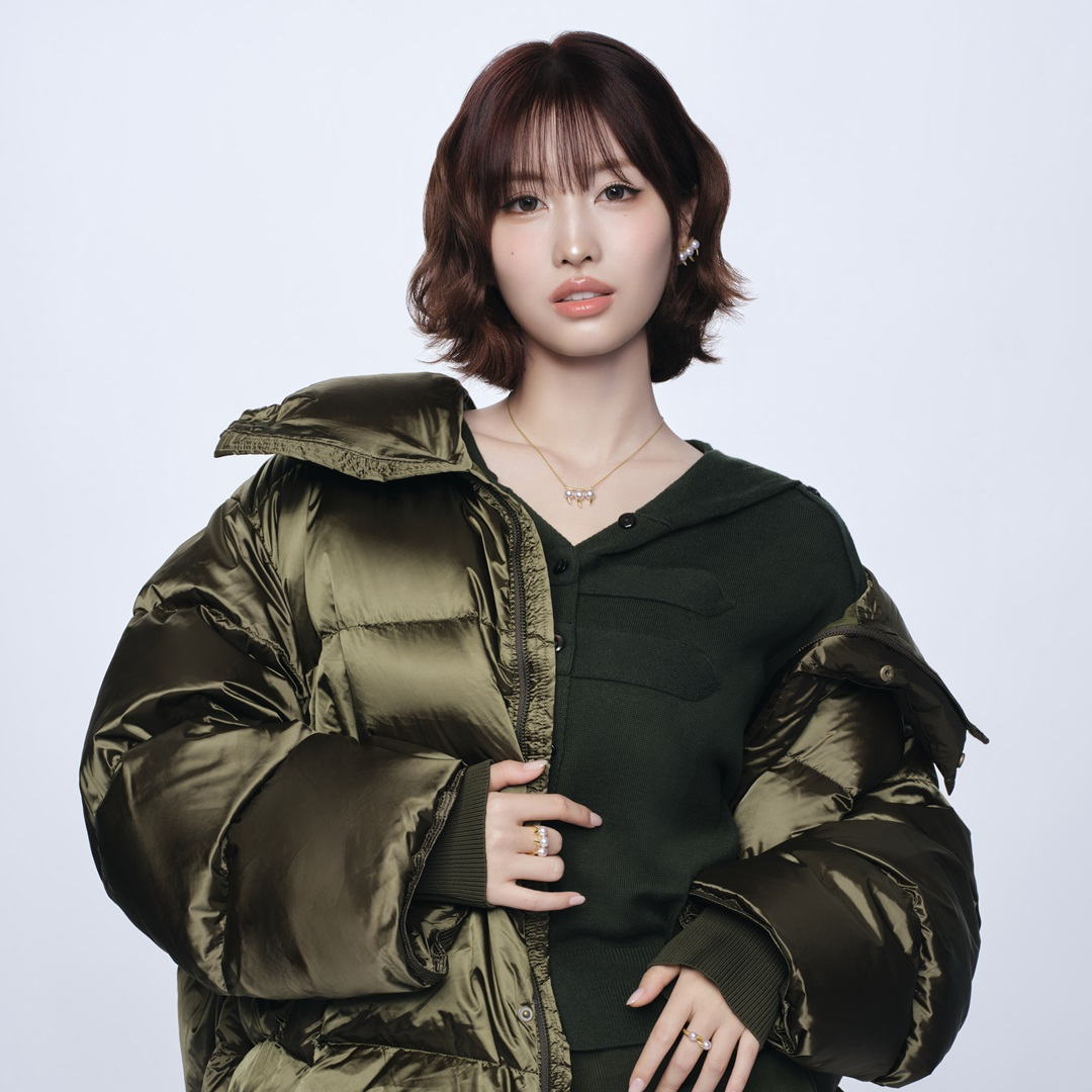 モモ (TWICE)の舞台裏ショット