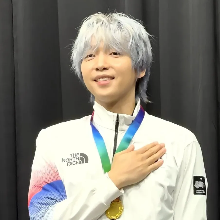 A moment captured by Jeong Sewoon's fan