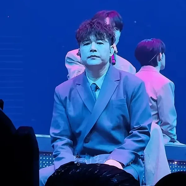 捕捉到神童 (Super Junior)魅力的代表照片