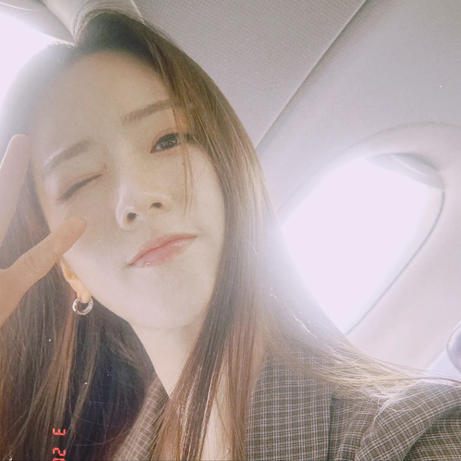 Behind-the-scenes cut of Yoon Bomi (Apink)