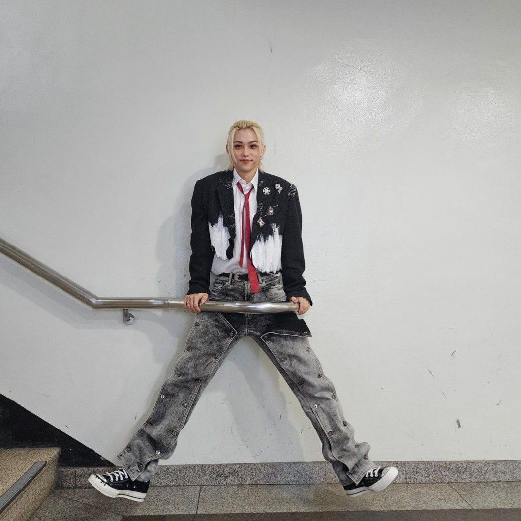 A moment captured by Felix (Stray Kids)'s fan