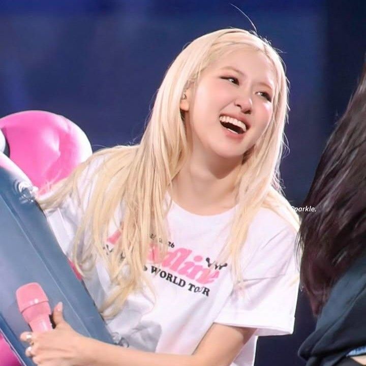 로제 (BLACKPINK) 팬이 찍은 순간