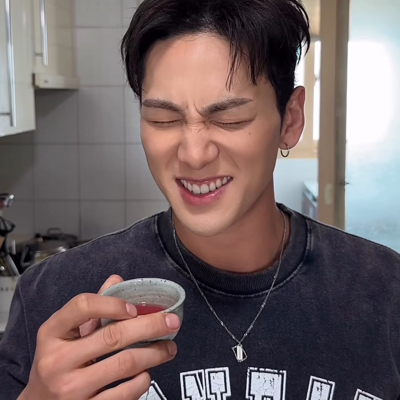 A moment captured by Baekho's fan