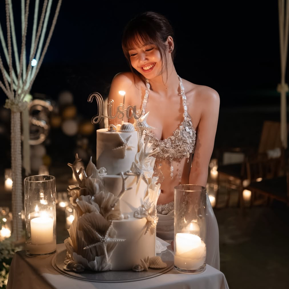 Potret di balik layar Lisa (BLACKPINK)