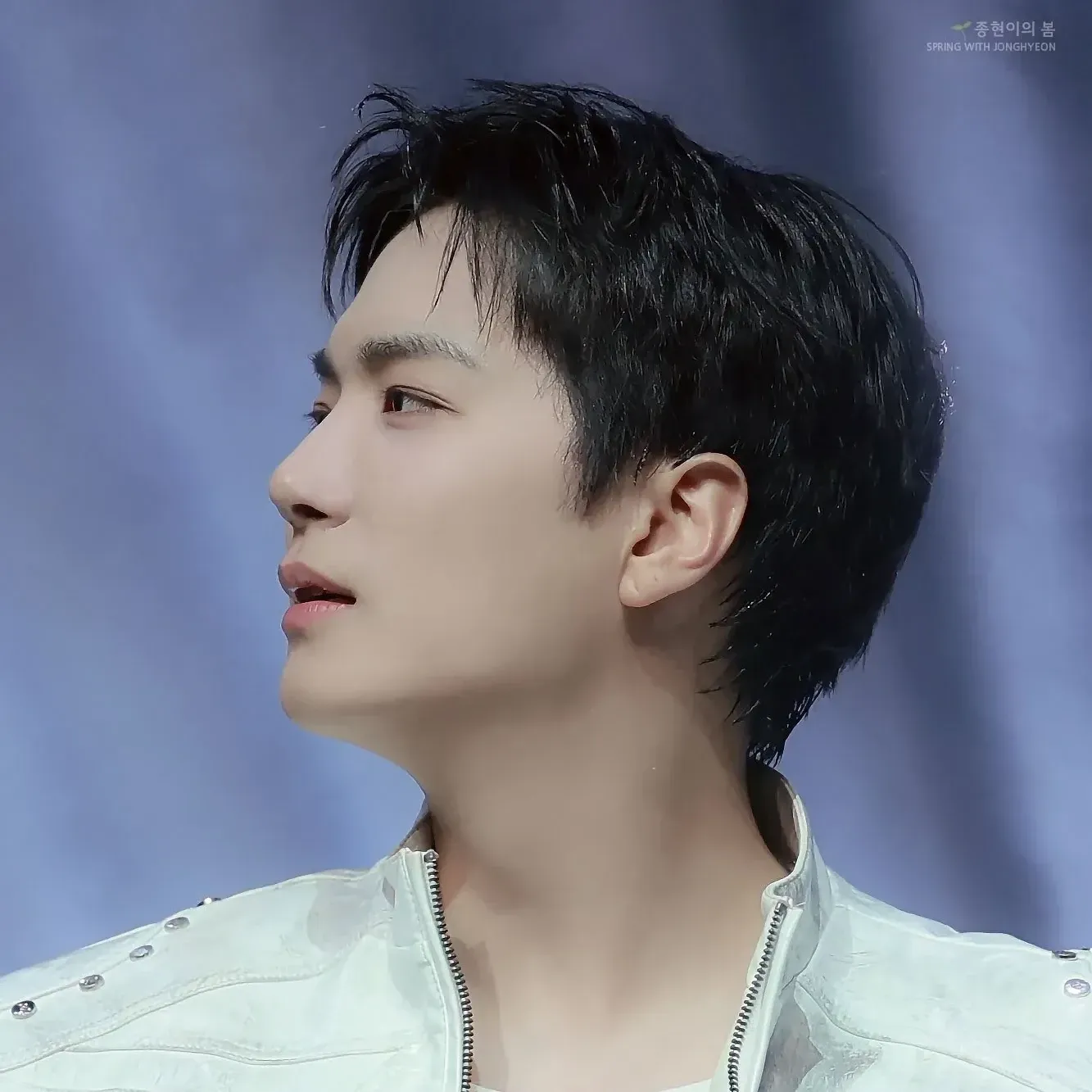 Behind-the-scenes cut of Kim Jonghyeon