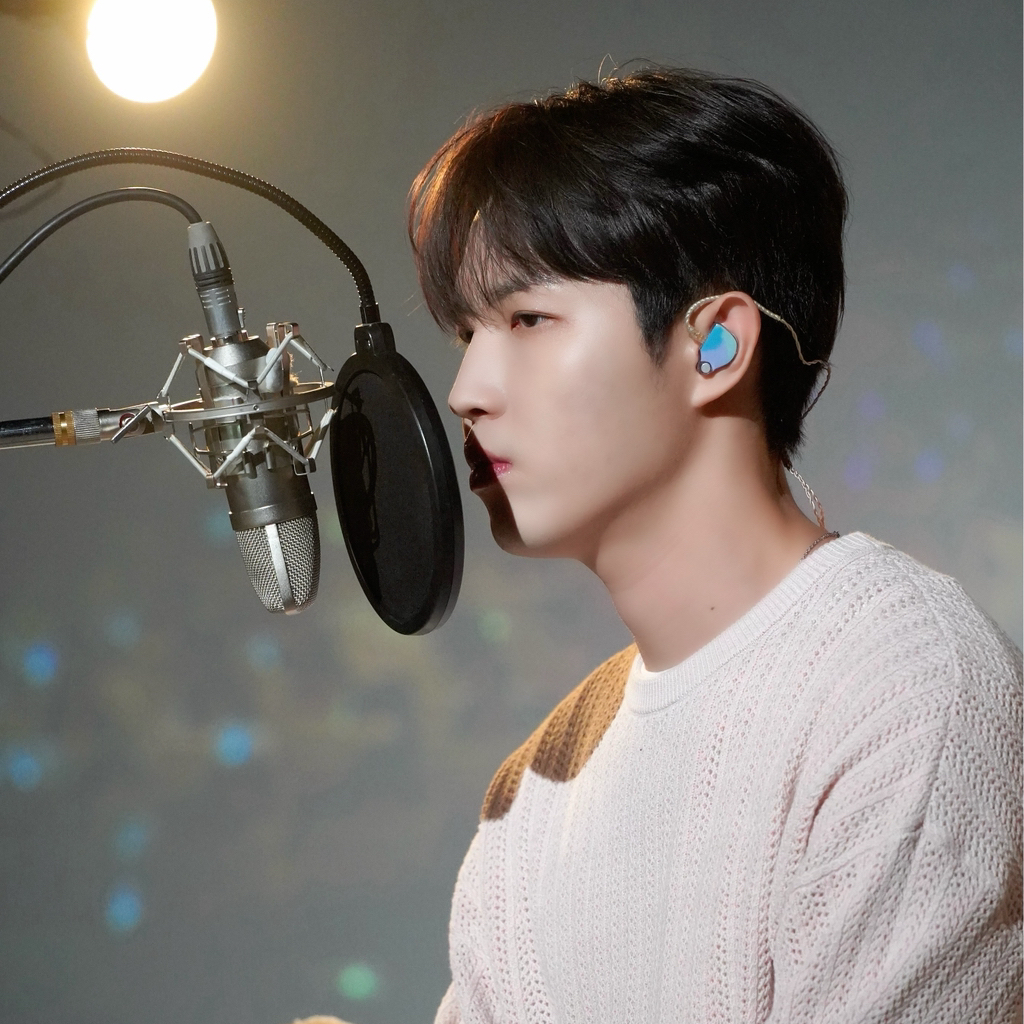 Recent activity shot of Kim Jaehwan