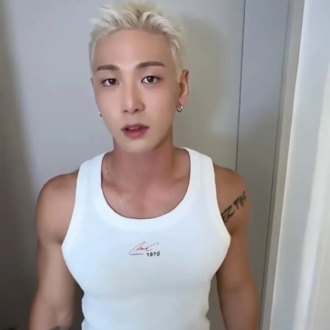 백호 최근 활동샷
