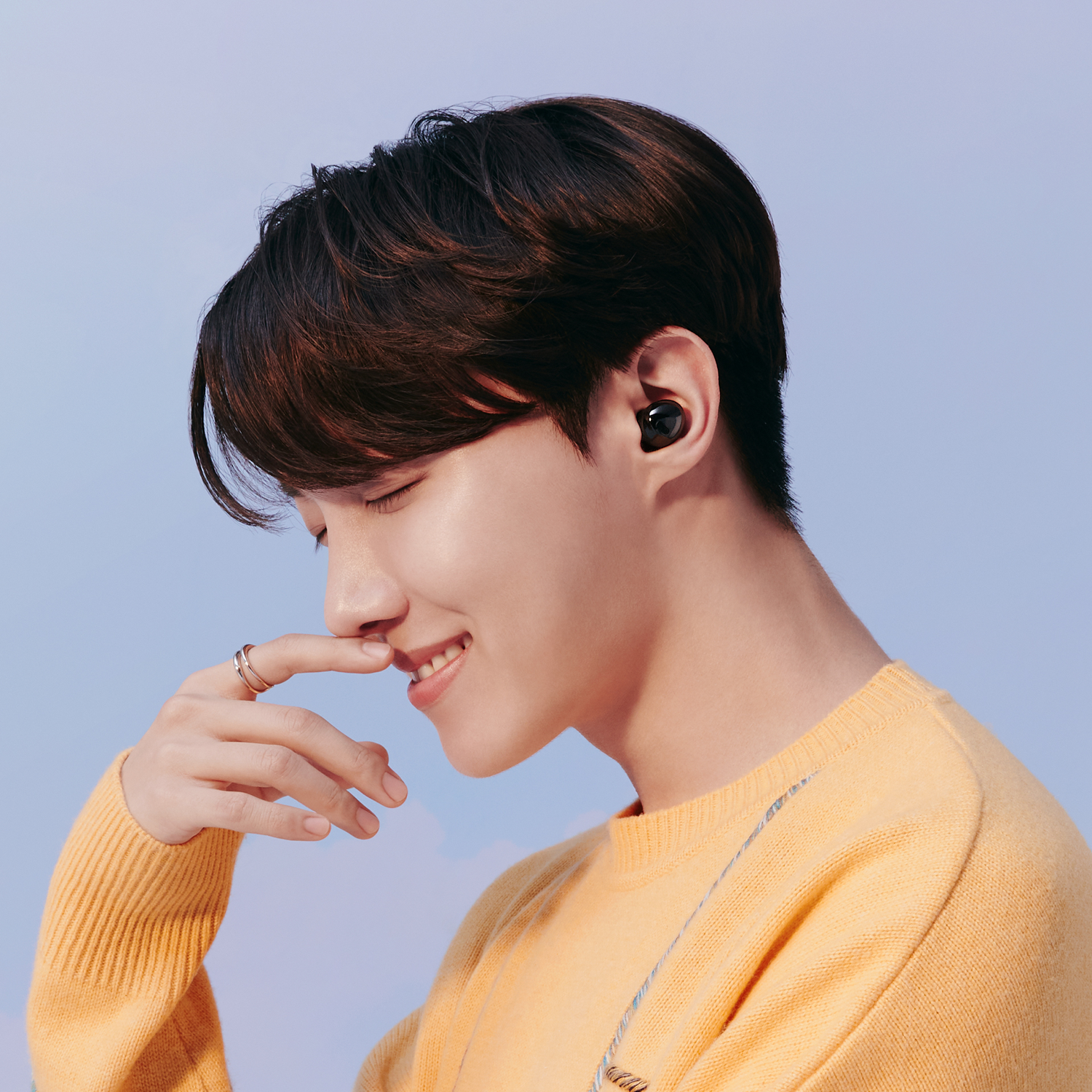 Momen yang diabadikan oleh penggemar j-hope (BTS)