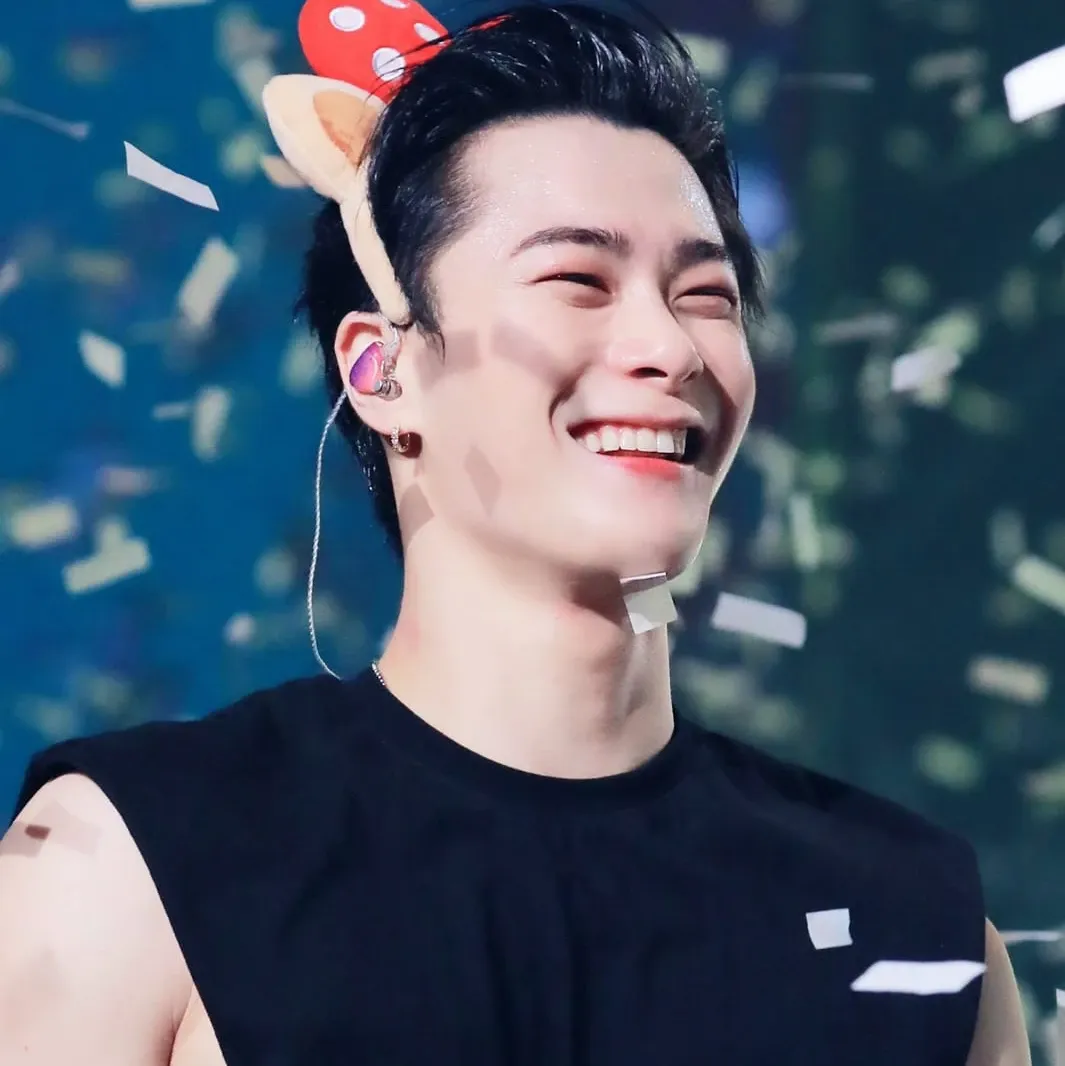 Latest photo of Moonbin (ASTRO)