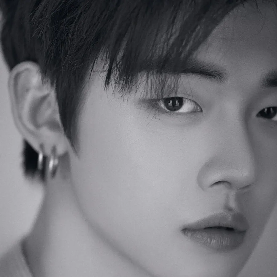 Foto terbaru Yeonjun (TOMORROW X TOGETHER)