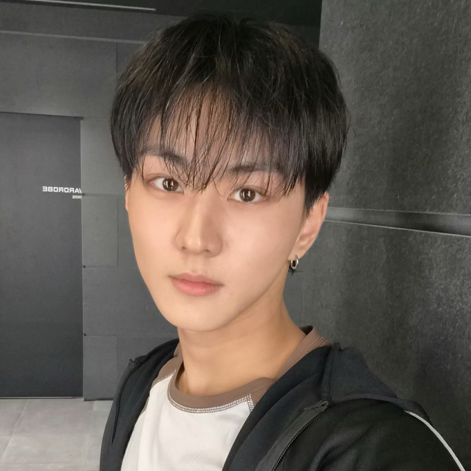 Behind-the-scenes cut of Jungwon (ENHYPEN)