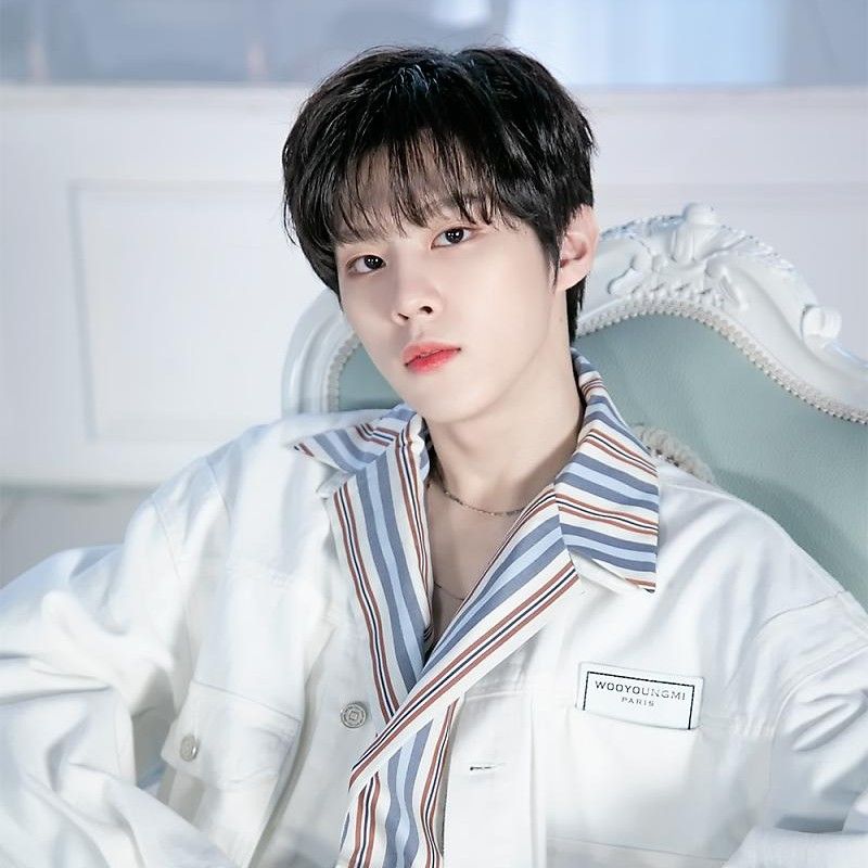 김우석 최근 활동샷