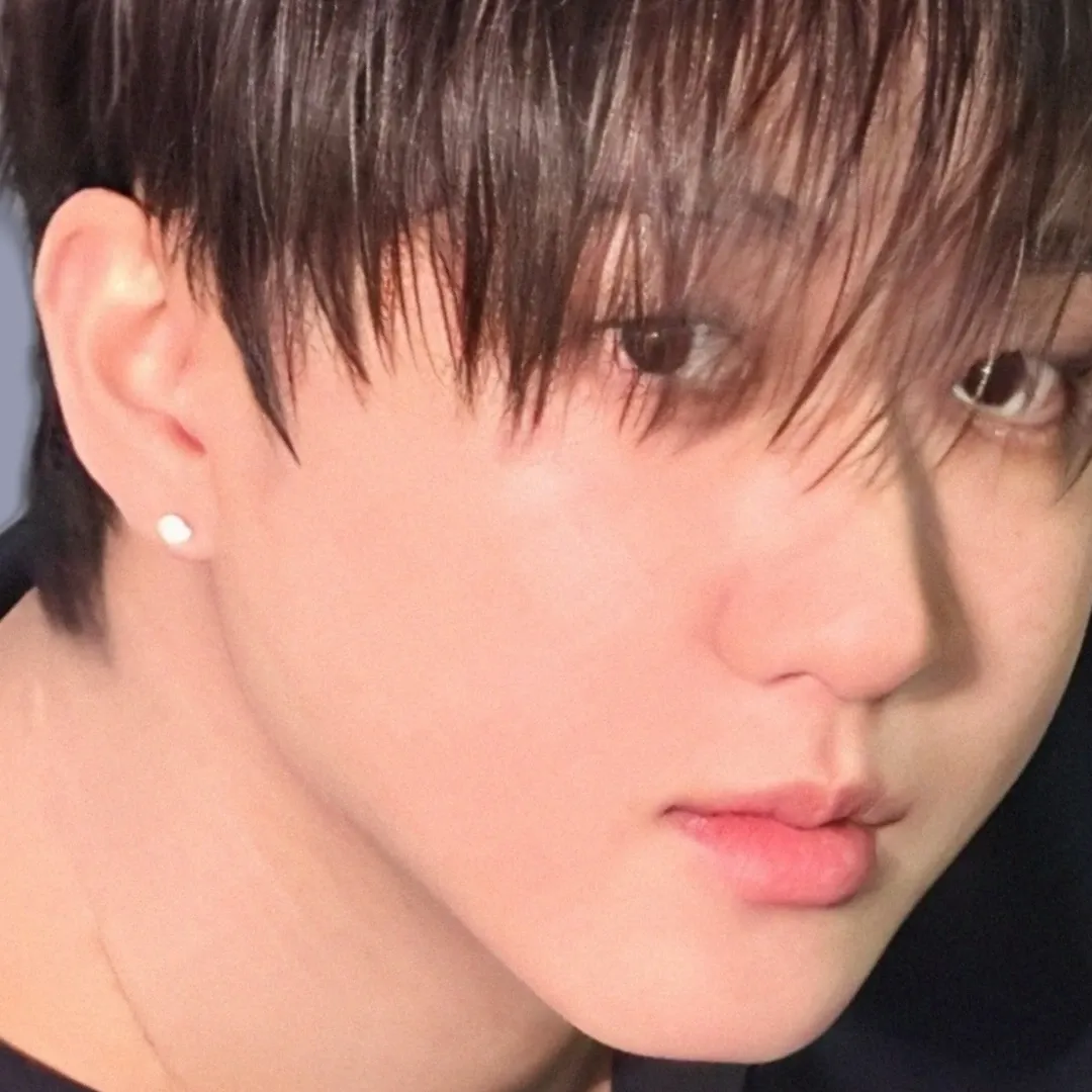 Behind-the-scenes cut of Changbin (Stray Kids)