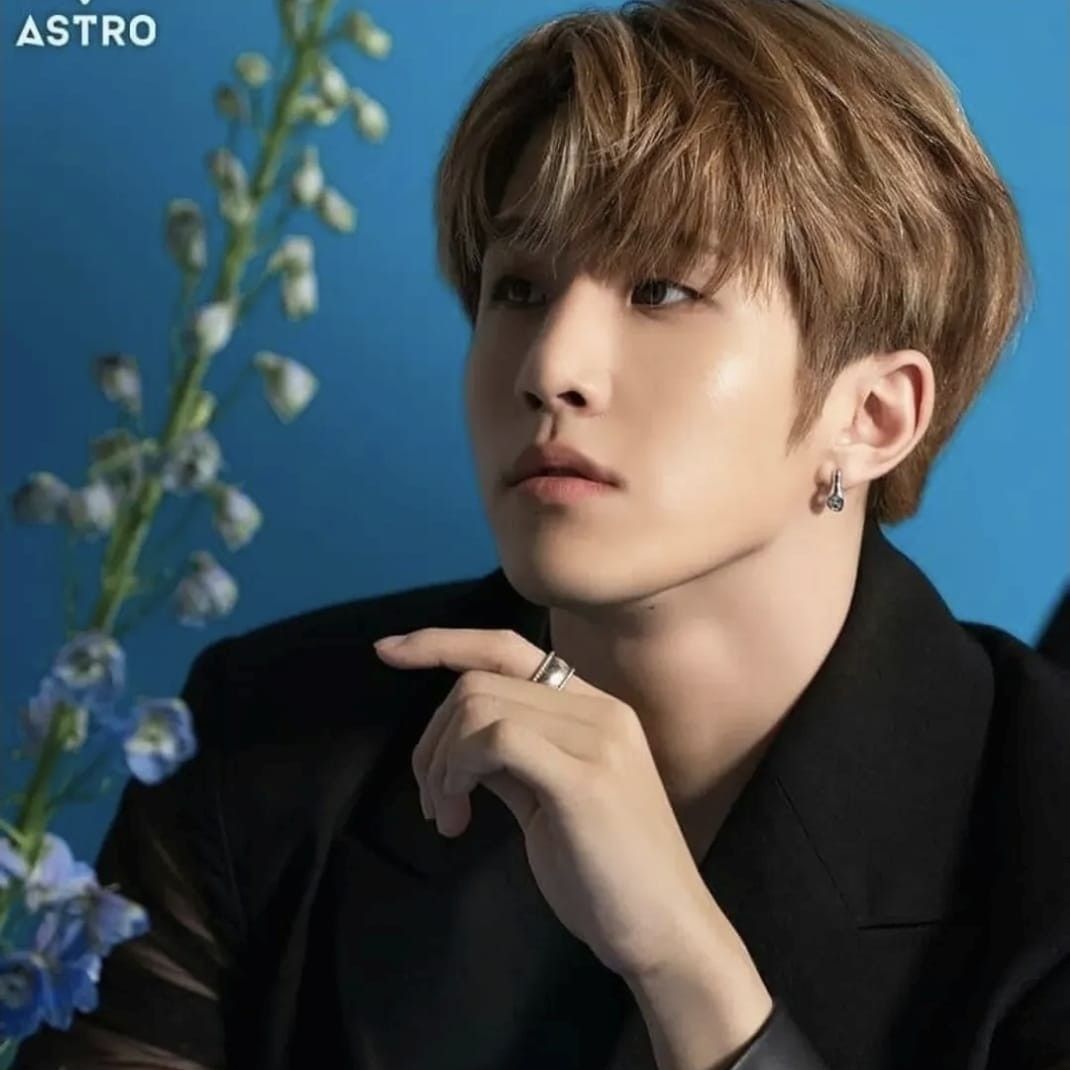 Recent activity shot of Jinjin (ASTRO)