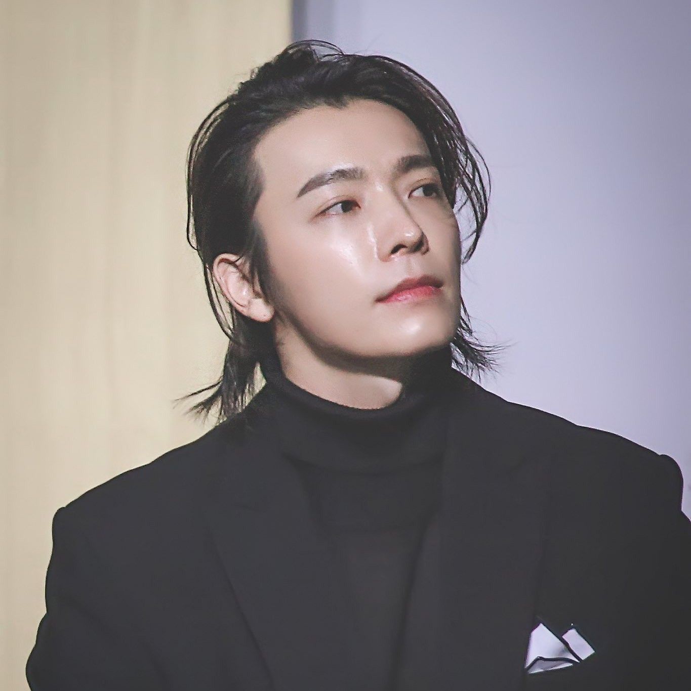 Momen yang diabadikan oleh penggemar Donghae (Super Junior)
