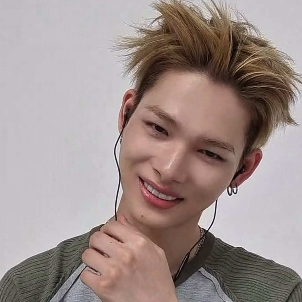 Momen yang diabadikan oleh penggemar NI-KI (ENHYPEN)