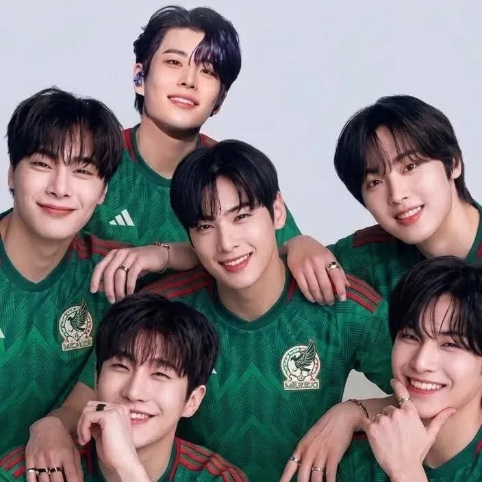 아스트로 최근 활동샷