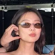 제니 (BLACKPINK)의 비하인드 컷