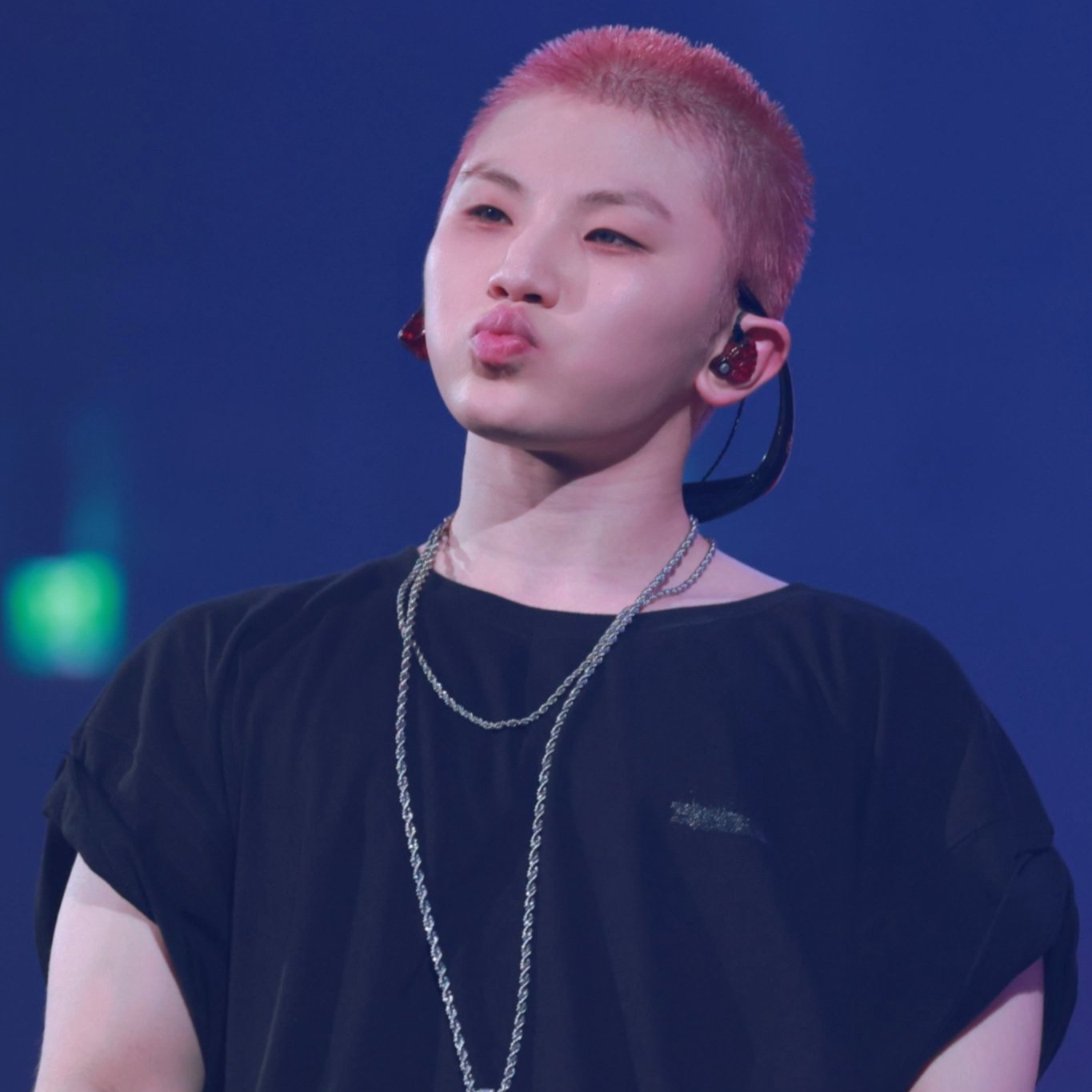 A moment captured by Woozi (SEVENTEEN)'s fan