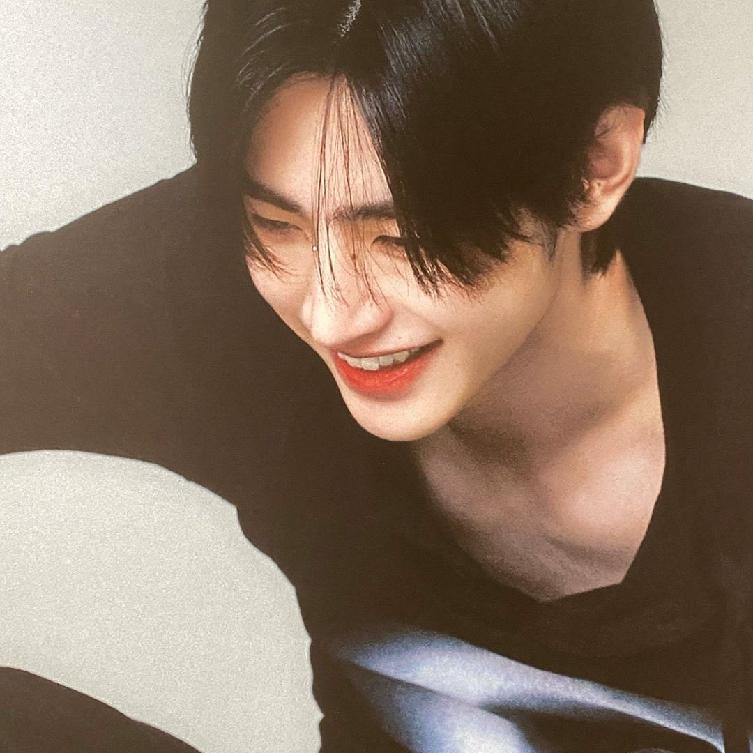 성훈 (ENHYPEN)의 최신 사진