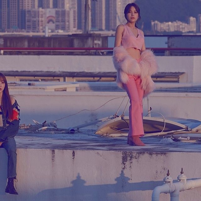 Behind-the-scenes cut of MAMAMOO