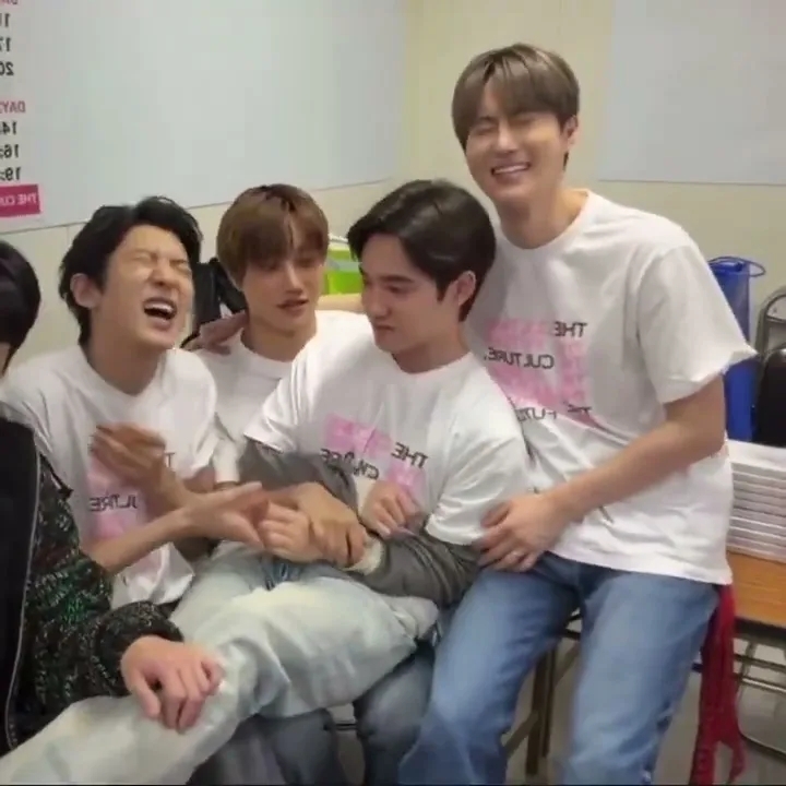 Momen yang diabadikan oleh penggemar Kai (EXO)