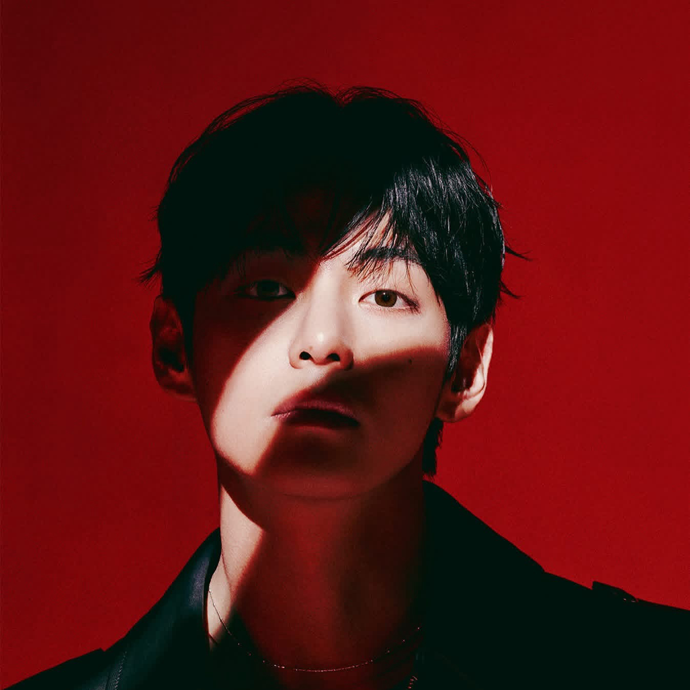 뷔 (방탄소년단)의 최신 사진